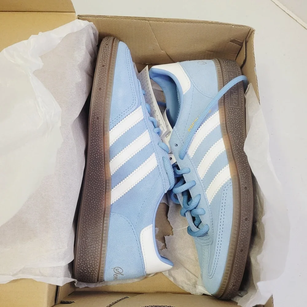 adidas Unisex Handball Spezial Sneaker Size 6 Light Blue White Suede Como